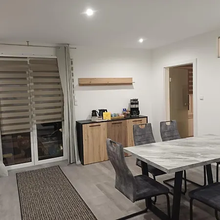 Appartement Ferienapartment Zur Linde Top2 *