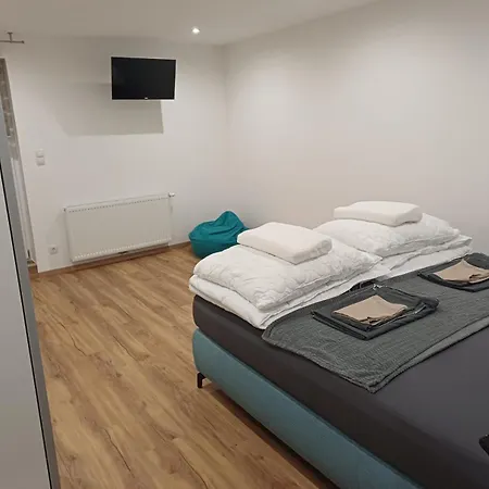 Apartment Ferienapartment Zur Linde Top2 *