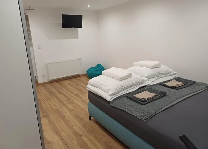 Apartment Ferienapartment Zur Linde Top2 *